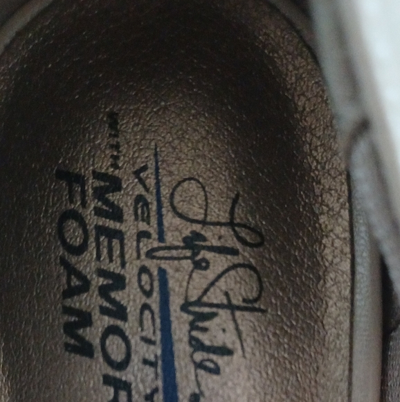 Chunky Beige Heels - Picture 5 of 5